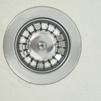 Marmorin Kitchen Kullanım Talimatına Uygun Evye Parça Kopması Garanti Talebi