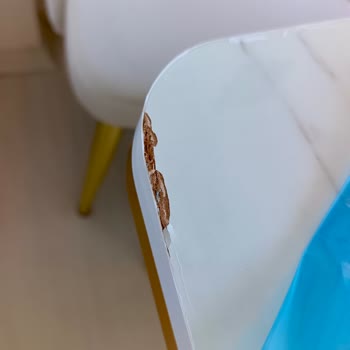 Hasarlı Mobilya, Satıcı Ve Kargo Sorumluluk Almıyor, İade Süreci Çözümsüz