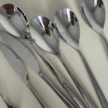 Jumbo 84 Parça Çatal Bıçak Takımında Çizik Ve Pas Sorunu: Garanti Yenileme Talebi