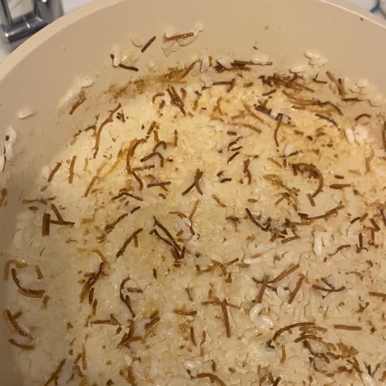 Yanmaz Yapışmaz Özelliği Kısa Sürede Bozuldu, Değişim Talebim Reddedildi