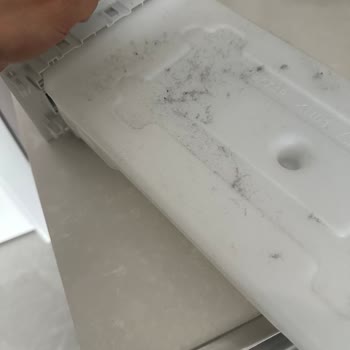 Arçelik Yetkili Servisin Hatalı Onarımı Sonrası Kurutma Makinesinde Sürekli Gürültü Ve Toz