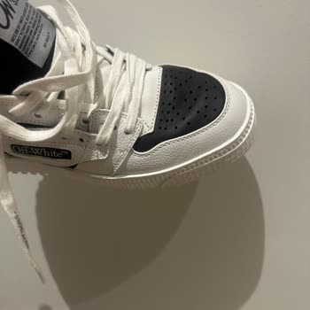 Beymen Mağazasında Tek Saatte Deforme Olan Ayakkabı İçin Geri Ödeme Talebi