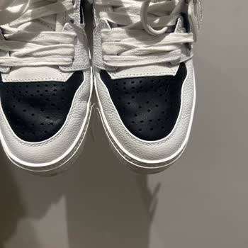 Beymen Mağazasında Tek Saatte Deforme Olan Ayakkabı İçin Geri Ödeme Talebi