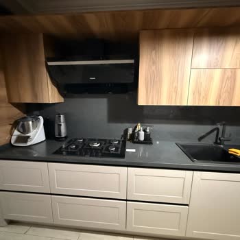 Kelebek Mutfak Dolap Kapak Kaplaması Sorunu İçin Ücretsiz Tamir Ve Hızlı Servis Talebi