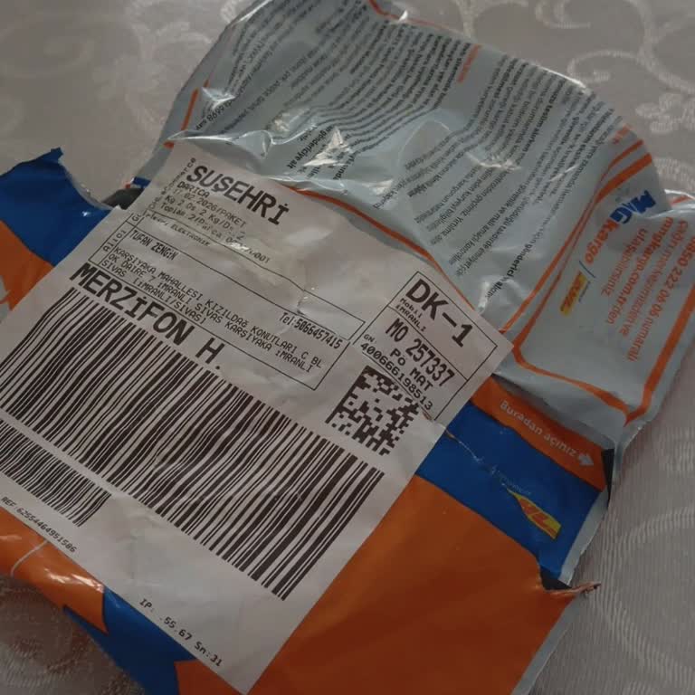 Telefon Yerine Şarj Adaptörü Gönderilmesi Ve Uzayan İade Süreci