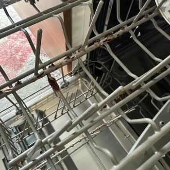 Teka Paslanıp Kırılan Bulaşık Makinesi Sepetleri Ücretsiz Değişim Talebi