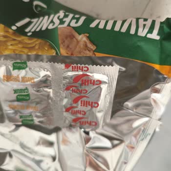 Knorr Tavuk Soslu Noodle’da Küf Kokusu ve Eksik İçerikler