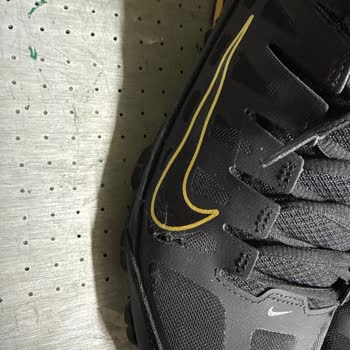 Nike Ayakkabısında Kısa Sürede Patlama Ve Yırtılma: Değişim Talebi