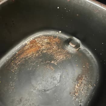 Kumtel Fastfryer İç Haznesindeki Pas Ve Boya Dökülmesi İçin Ücretsiz Parça Talebi