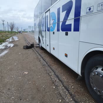 Otobüs Arızası Ve Uzun Bekleme Süresi Nedeniyle 7 Saatlik Gecikme