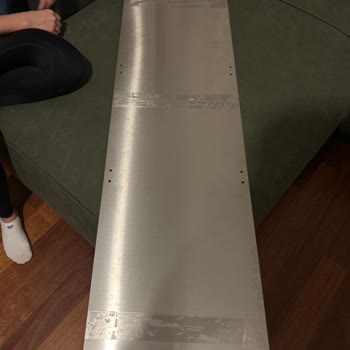 Barcelona Sehpası Bant Lekeleri Ve Eksik Parçalarla Teslim Edildi, Firma Cevap Vermedi