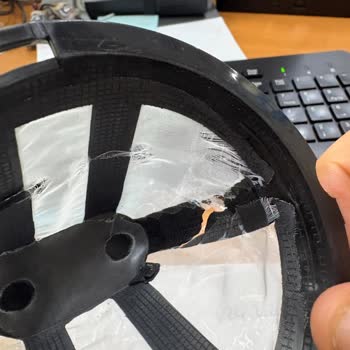 Kırık Filtre İçin Değişim Ve Kargo Ücretinin Firmadan Karşılanması Talebi