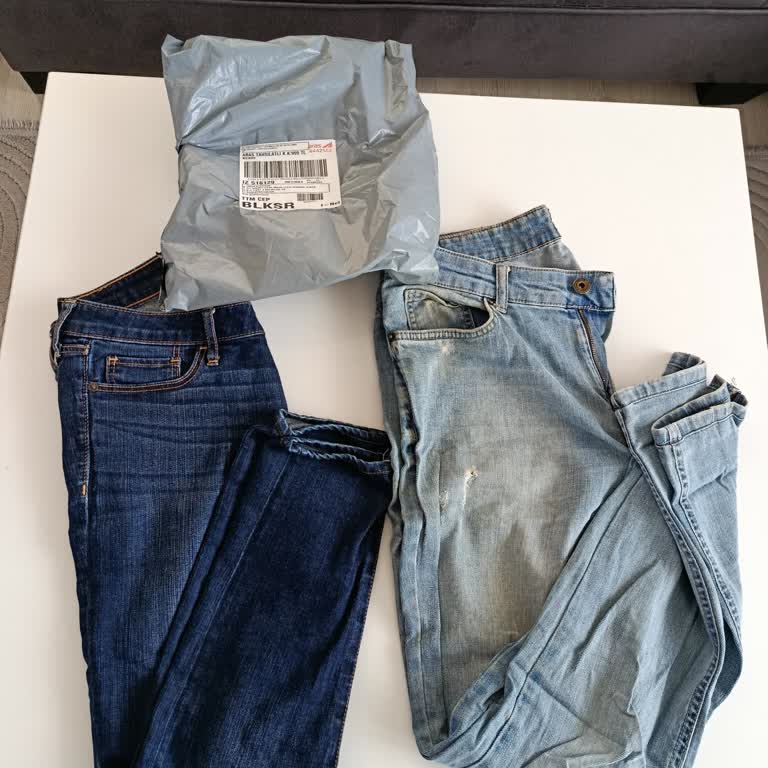 Sipariş Edilen Taktik Pantolon Yerine İkinci El Kirli Kot Çıktı: İade Talebi