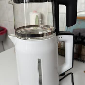 Alt Isıtıcıdaki Plastik Kokusu Ve Cızırtı Sesinden Şikayet