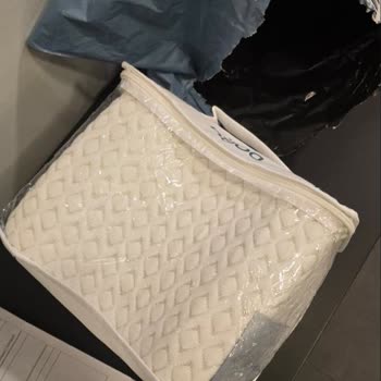 Eksik Yastık Teslimi Ve Cevapsız Müşteri Desteği