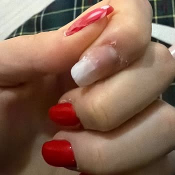 Buse Özdemir Beauty Tırnaklarım İnanılmaz Kötü Durumdaydı