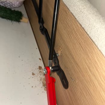 Garanti Kapsamında Tamir Reddedildi Ve Açma Mekanizması Bozuldu