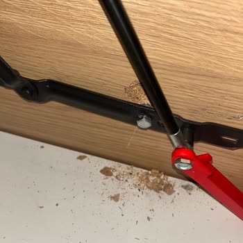 Garanti Kapsamında Tamir Reddedildi Ve Açma Mekanizması Bozuldu