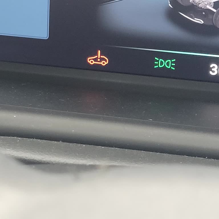 Jeep Avenger Summit Modelinde Elektrikli Çekiş Sistemi Arızası Ve Araç Çalışmıyor