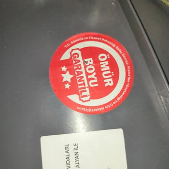 Garanti Kapsamındaki Kırık Sandalyeler İçin Cevapsız Şikayet Ve Ücretsiz Onarım Talebi