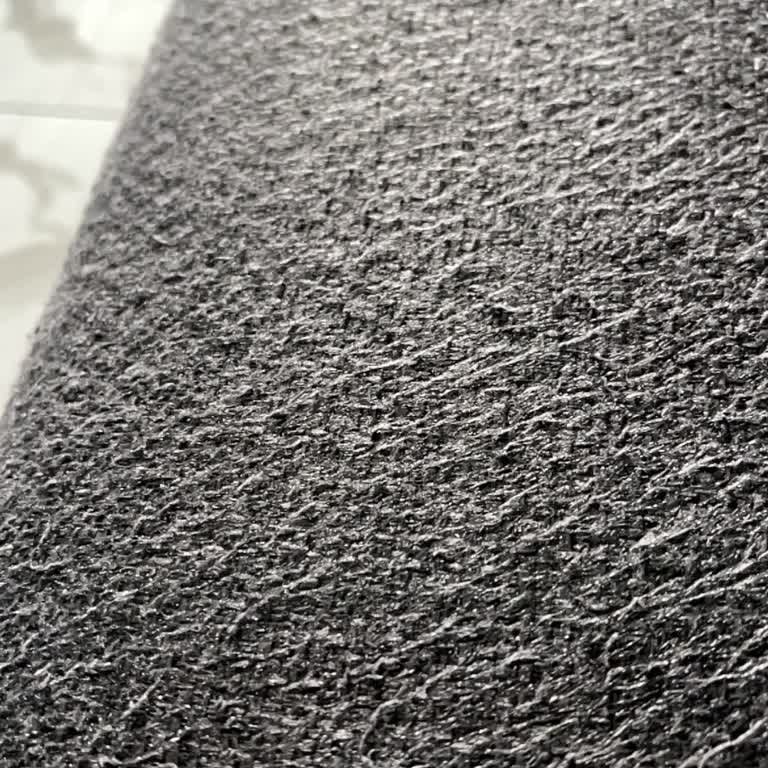 Bellona Lucida Berjerde Tüylenme Ve Topaklanma Sorunu