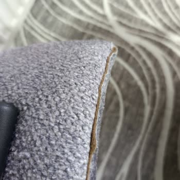 Yanlış Renkli Ve Kusurlu Mobilyalar İçin Çözüm Bulamama Ve İlgisiz Mağaza Tutumu