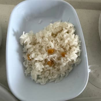 35.000 TL Ücretine Kirli Oda Ve Yetersiz Tıbbi Donanım