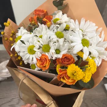 Görseldekiyle Uyuşmayan Çiçek Sepeti Siparişi: Solmuş Ve Eksik Aranjman