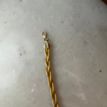 Yanıltıcı Bilgi Nedeniyle Renk Atan Bileklik İçin Değişim Ve İade Talebi