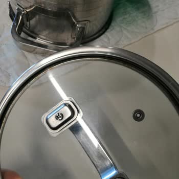 Karaca Çelik Tencere Seti Kapaklarında Paslanma Ve Ücretsiz Değişim Talebi