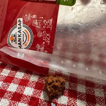 Migros Sanal Market'te Kuzu Dana Kebapta Plastik Parça Bulunması