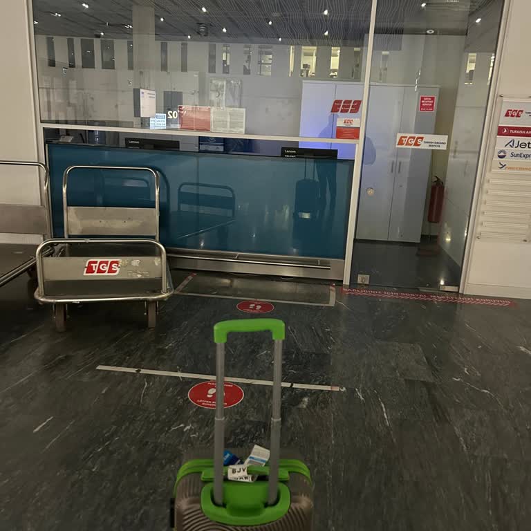 Valizim Uçuşta Kırıldı, Yeni Valiz Ve Tazminat Talebim Reddedildi