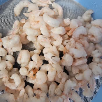 Ambalajdaki Hazır Pişirme İddiası Yanıltıcı: Temizlenmemiş Karidesler