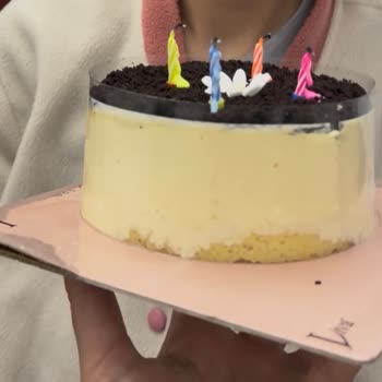 Bozuk Tiramisu Pastası Ve Tutarsız Müşteri Hizmeti