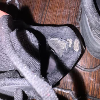 Lumberjack Spor Ayakkabısında Erken Çözülme Ve Kötü Koku Garanti Cevabı Bekliyorum