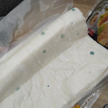 Kral Gıda Yufkasında Küf Ve Plastik Kokusu: Sağlık Riskine Dikkat