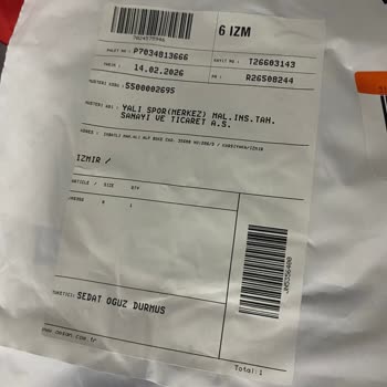 Bir Saatte Yırtılan Eldiven Ve İade Talebinin Reddedilmesi