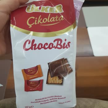 Gri Renkli Chocobis Çikolatası Üzerinde Üretim Hatası Şikayeti