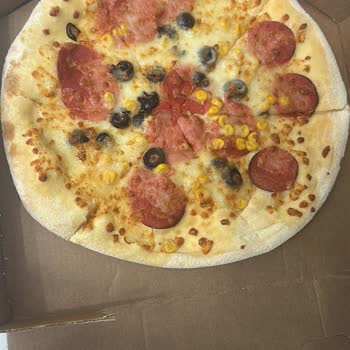 Pişmemiş Pizza Ve Cevapsız Şikayet Nedeniyle Hayal Kırıklığı