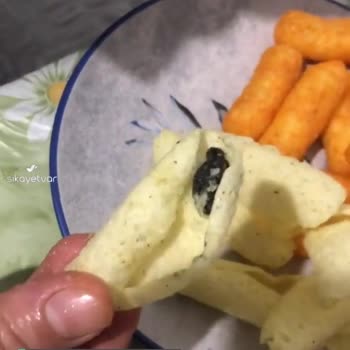 BİM Patito Cipsteki Yabancı Madde!