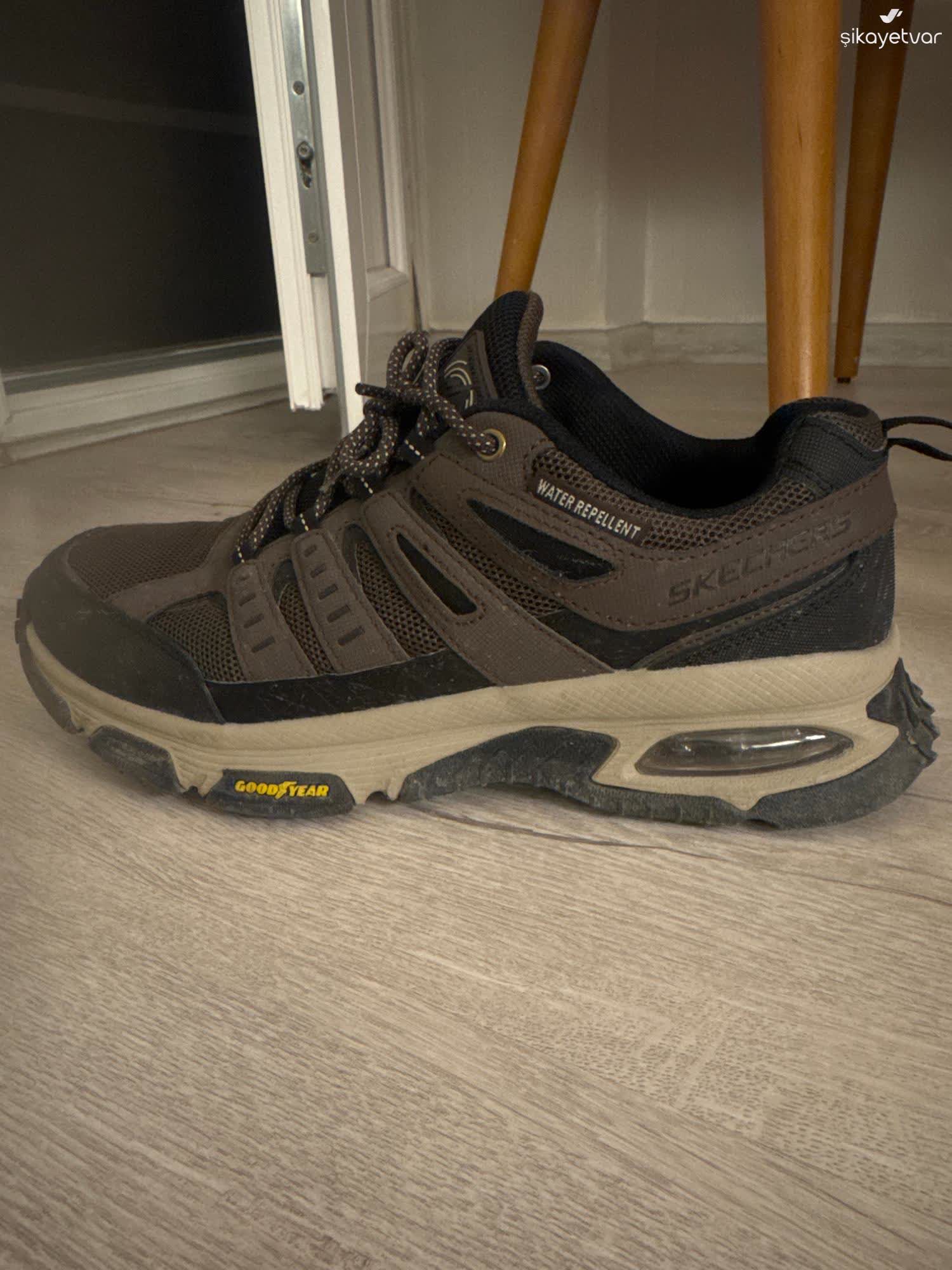 skechers air cooled memory foam goodyear