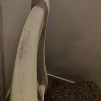 Ashley Home Ankara Mağazasında Kıymıklı Ve Kalitesiz Sandalyeler Teslim Edildi