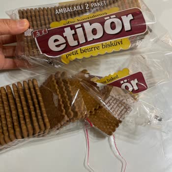 Yanmış Ve Acı Bisküvi İçin İade Talebi