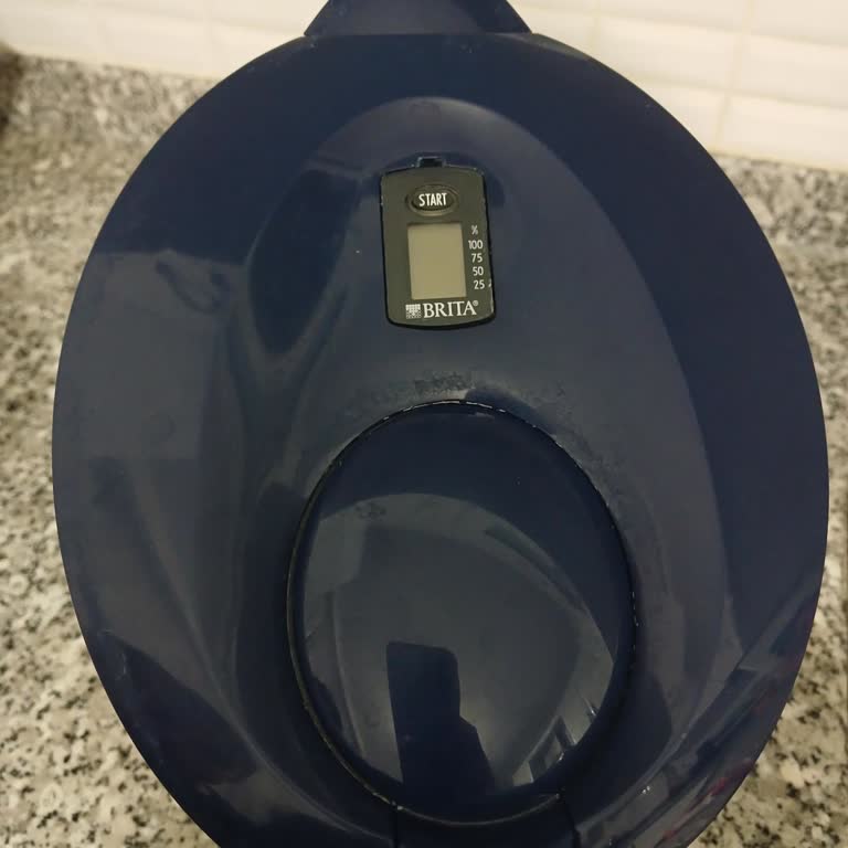 Brita XL Zamanlayıcılı Filtre Sürahisinde Göstergenin Çalışmaması Ve Suyun Kireçli Çıkması