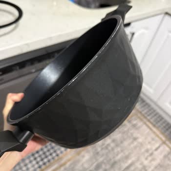 Karaca Bio Diamond Granit Tencere Seti Çok Çabuk Çizildi!