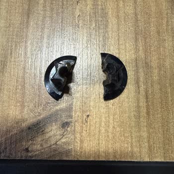 Bosch Ultimate 8 Elektrikli Süpürge Filtre Dişlinin Kısa Sürede Kırılması