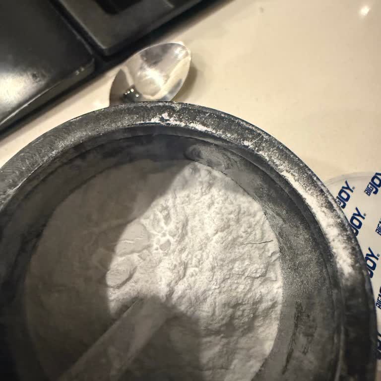 Decathlon Mağazasındaki Bigjoy Kreatin Ürününde Kıl Tespiti Ve Değişim Talebi