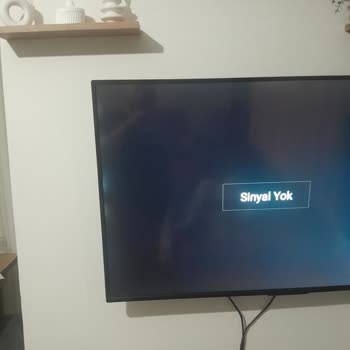 İki Kez Panel Değiştirilen Televizyon Hâlâ Ekran Sorunu Yaşıyor Ve Değişim Reddediliyor