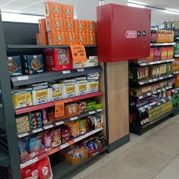 A101 Şubesinde Yangın Kutusuna Çarpıp Kafa Yaralanması Ve Yardımsızlık Şikayeti