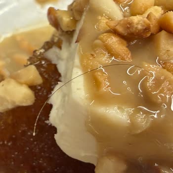 Köfteci Yusuf Avcılar Şubesinde Kaymaklı Kadayıfa Kıl Düşmesi Ve Cevapsızlık